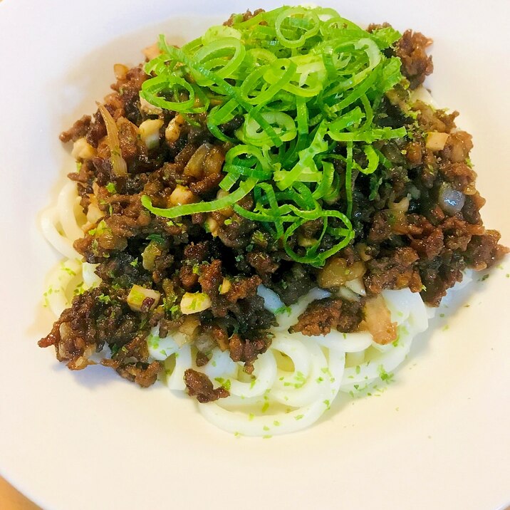 合い挽き肉＆玉ネギの肉味噌うどん